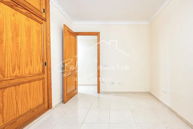 Exclusivo Piso en Primera Línea de Playa de Las Canteras con Vistas al Mar — 14