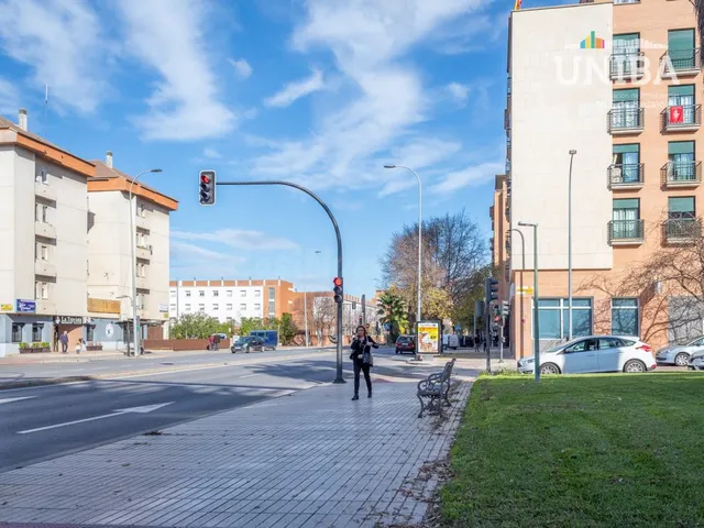 Local comercial en condes de barcelona — 4