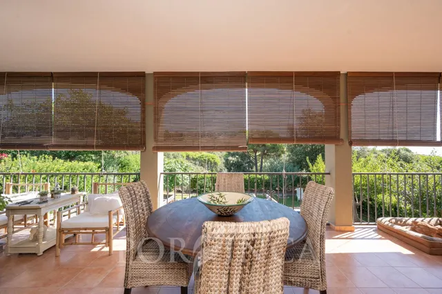 Casa completamente reformada con apartamento independiente, licencia turística, gran jardín y piscina en Calonge — 23