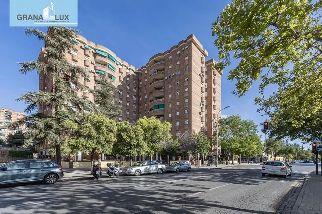 PISO CON GARAJE EN AV. PULIANAS — 32