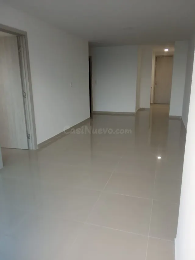 Vendo apartamento en Barrio Manga - foto 3