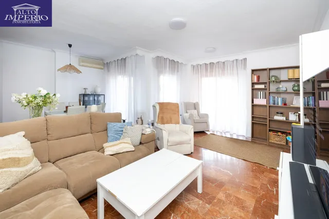 Piso y cochera en venta junto Acera de Darro. — 16