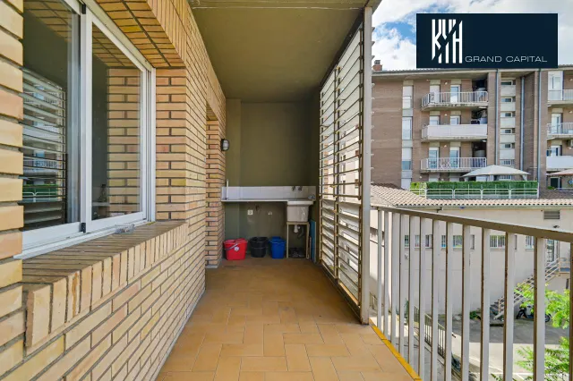 PISO LLUIS PERICOT — 36