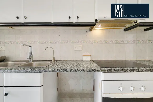 PISO GIRONA — 11