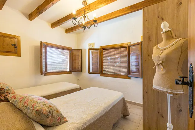 CHALET EN LOS VALIENTES — 23