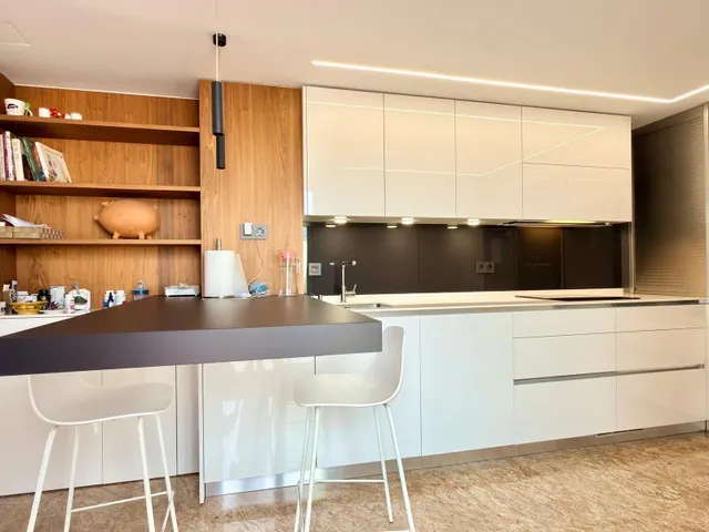Exclusivo Ático Seminuevo en Totana con Amplias Terrazas y Vistas — 14