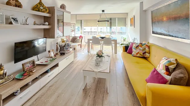 Piso en venta en calle esperanto levante benidorm — 50