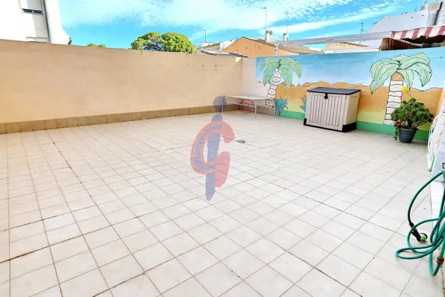 ESPACIOSA VIVIENDA EN EL CENTRO DE GUARDAMAR DEL SEGURA — 4