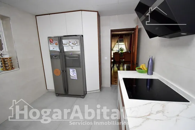 ¡chalet con piscina, zona de aparcamiento, placas solares y gran parcela! — 23