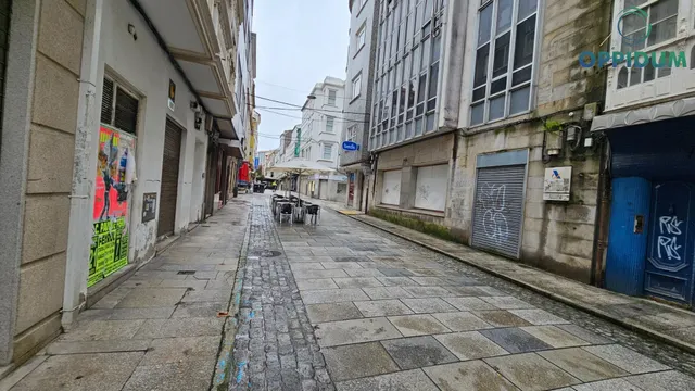Edificio para rehabilitar en el centro de Ferrol, A Coruña - foto 3