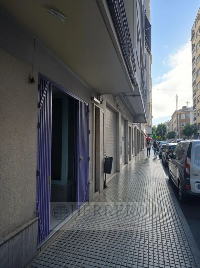 Centro de Gandía - Inicia tu propio negocio, ¡Tu gran oportunidad! — 7