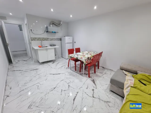 SE VENDE LOCAL COMERCIAL REFORMADO A VIVIENDA, ACTUALMENTE F - foto 4
