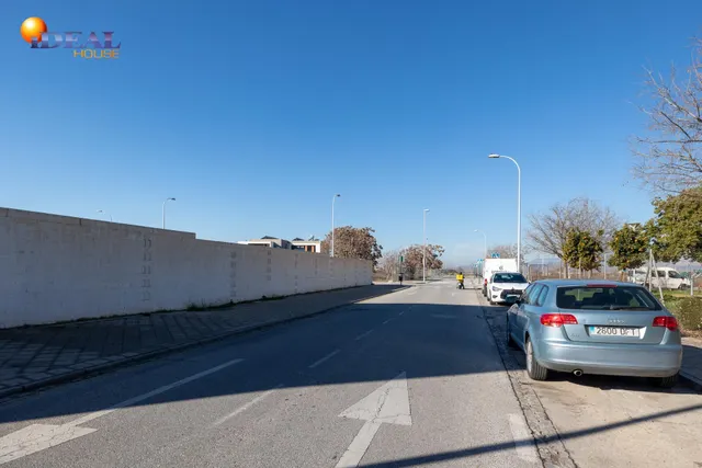Parcelas listas para construir tu casa en Granada capital (Bobadilla) a un precio sin competencia — 9
