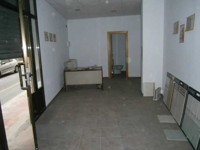LOCAL COMERCIAL