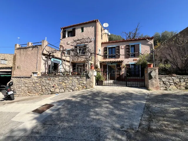 Casa 3 habitaciones 237m² en venta - Pirineo de girona - foto 3