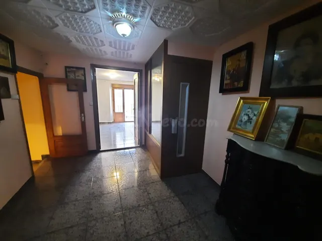 EXCELENTES POSIBILIDADES EN ZCNA CENTRO DE AYORA - foto 3