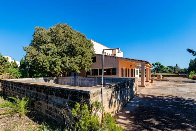 Casa rústica con amplio terreno en Santa Maria del Camí — 34