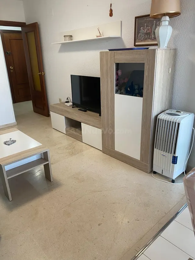 Encantador Apartamento Semireformado en Benidorm - ¡Tu Refug - foto 3