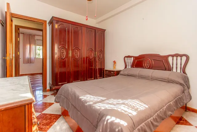 Se vende piso en san benito — 4
