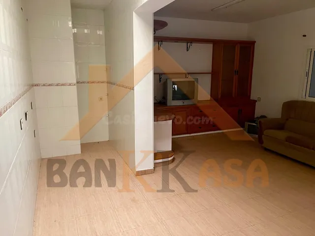 AMPLIA VIVIENDA CON ALMACEN - foto 5