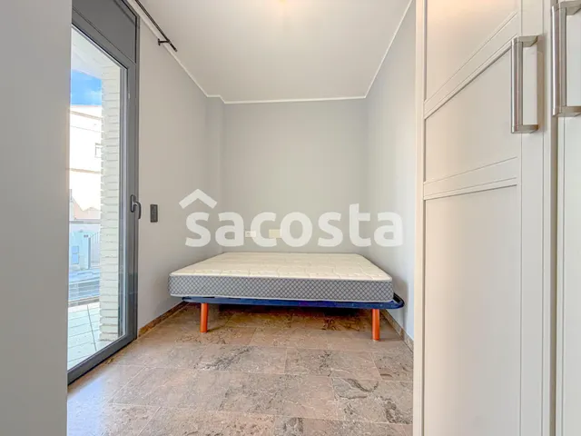 Tu hogar en fenals, a 450 metros del mar y con parking incluido — 9