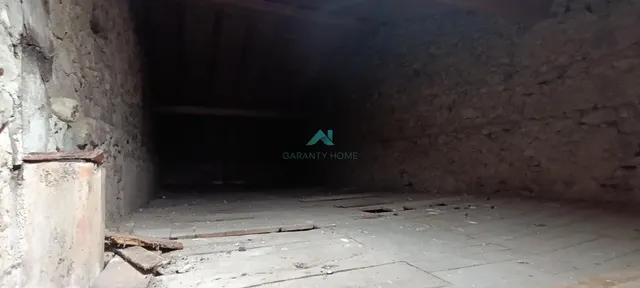 Se vende casa de piedra con jardín en Riva de Ruesga — 31