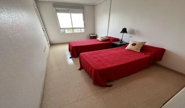 ALTO STANDING - Se vende precioso y GRAN PISO 2º ESQUINA 213 metros — 26