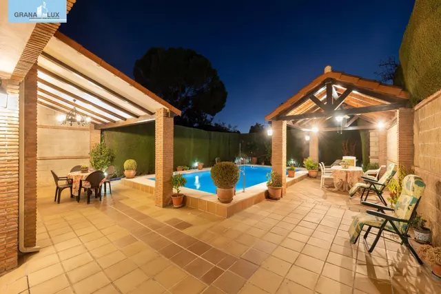 VIVIENDA PAREADA EN MONTELUZ — 15