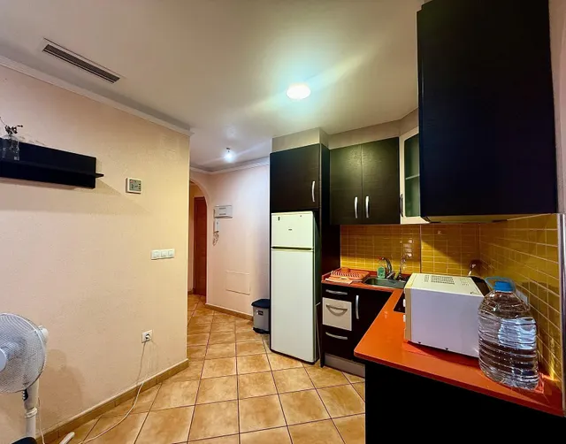 Apartamento de 2 dormitorios con plaza de aparcamiento y tra - foto 5