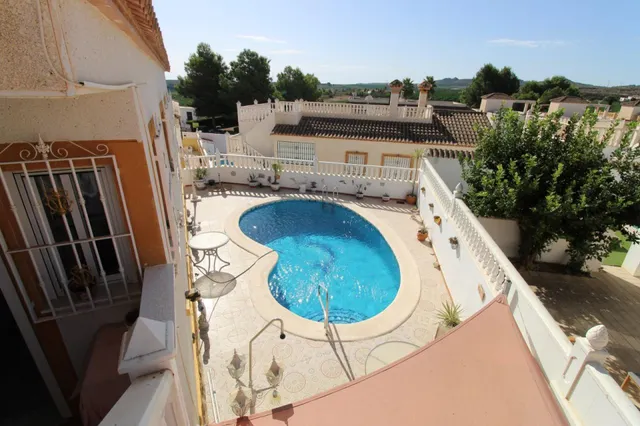 Villa 3 habitaciones 90m² en venta - Centro — 41