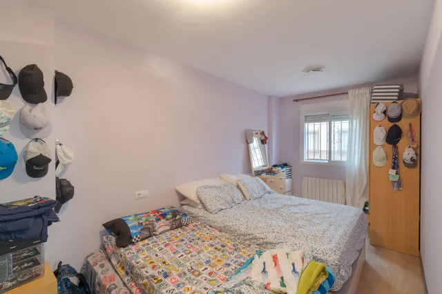 Una vivienda ideal con 2 dormitorios tanto para vivir con total comodidad en planta baja y sin barreras como para inversión segura. ¡Lista para entrar a disfrutar! En Churriana de la Vega. — 23