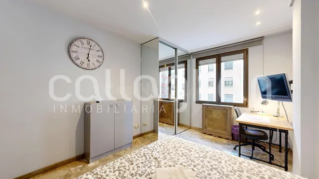 Increíble vivienda en el centro de Valencia - foto 2