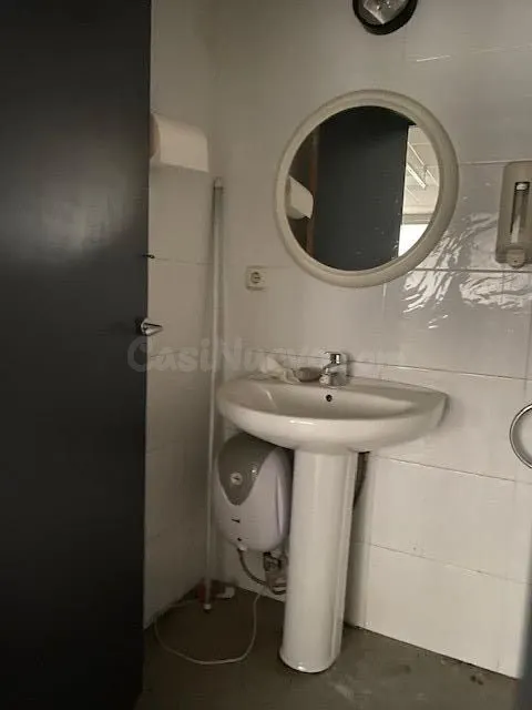 Amplio Local Comercial en Alquiler - La Bordeta, Lleida - foto 3