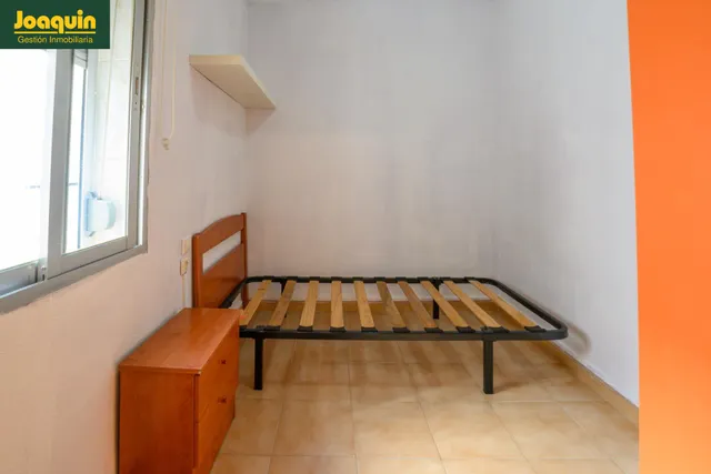 PISO JUNTO A JESUS RESCATADO AMUEBLADO O SIN AMUEBLAR. — 11