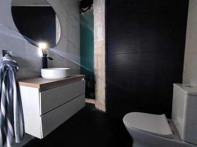 Fabuloso local comercial en la zona del Rescatado y la Biblioteca central del Marrubial (opción a adaptarlo a vivienda) — 12