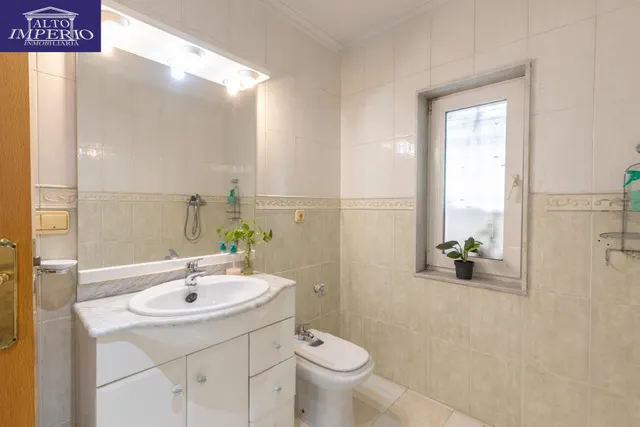 Casa en esquina en venta en Las Gabias — 31