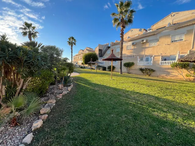 Vivienda soleada en Orihuela Costa — 34