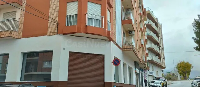 ¡Oportunidad Única! Local Comercial en el Corazón de Pego - foto 5