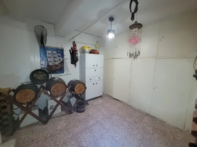Impresionante Chalet con Amplio Terreno y Piscina en las Afueras de Zaragoza — 22