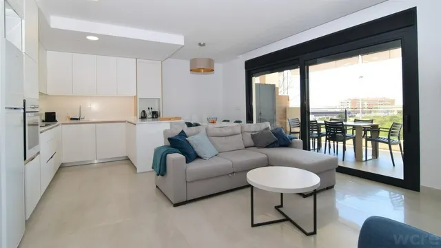 MODERNO APARTAMENTO CON GRAN TERRAZA Y VISTAS DESPEJADAS EN  - foto 4