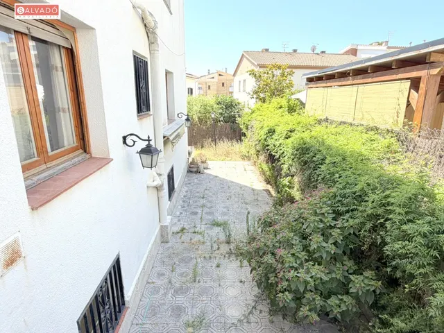 ¡AMPLIA PLANTA BAJA CON GRAN TERRAZA, GARAJE PRIVADO Y MÚLTI - foto 4