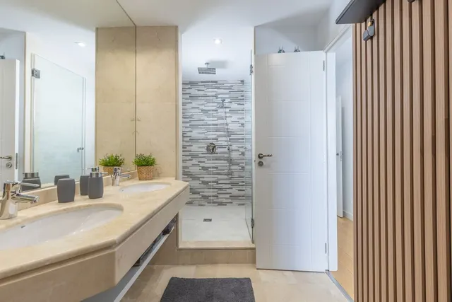 Chalet 4 habitaciones 314m² en venta - Centro — 32