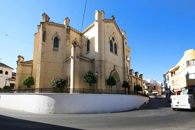 LOCAL EN EL CENTRO DE LAS GABIAS — 8