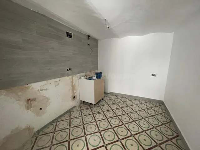 PISO SEMIREFORMADO IDEAL PARA INVERSIÓN EN ARROYO DE LA LUZ - foto 4