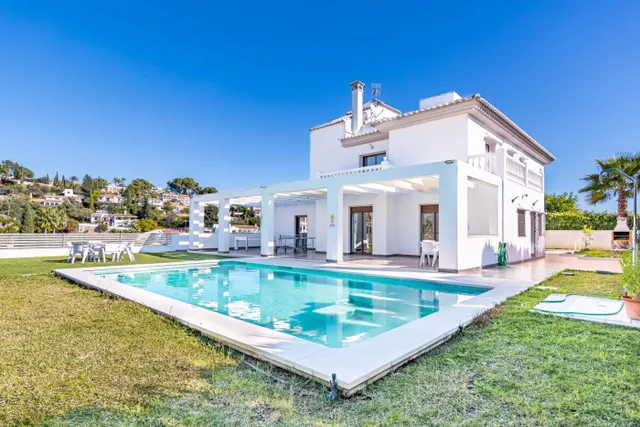 Villa Reformada con Vistas Panorámicas en la Sierrezuela — 2