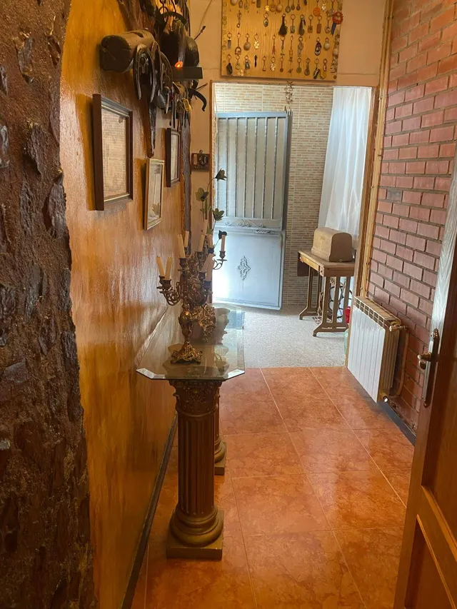 SE VENDE CASA EN LA ZONA DE CALZADA DE CALATRAVA