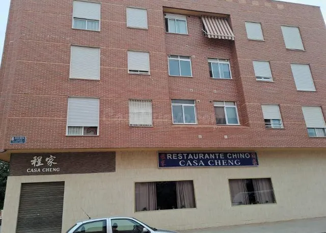 SE VENDE piso OKUPA en C Avenida Pintor Pedro Cano 1 de Murc - foto 2