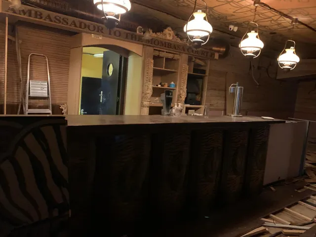LOCALES COMERCIALES PARA NEGOCIO EN PLAYA DE BARÀ — 11