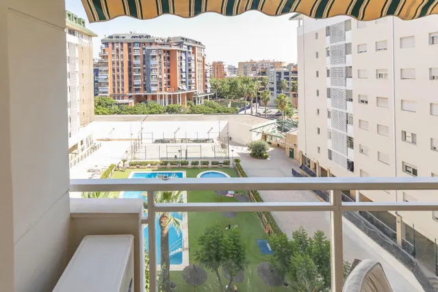 VIVIENDA CON PISCINA, PLAZA DE GARAJE Y TRASTERO — 6
