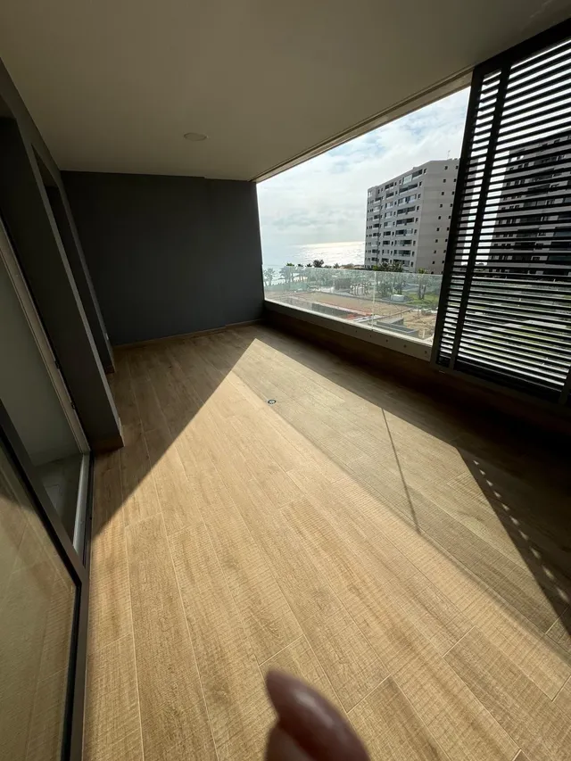 Apartamento de lujo en primera línea de mar con 3 dormitorios, 2 terrazas y parking incluido — 16